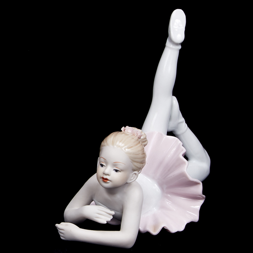 6018A Ceramic Ballerina Figurines (Leg Up Pose) - Click Image to Close